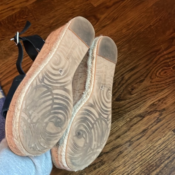 Steve Madden Prima Black Wedges Size 7.5 - Picture 4 of 5